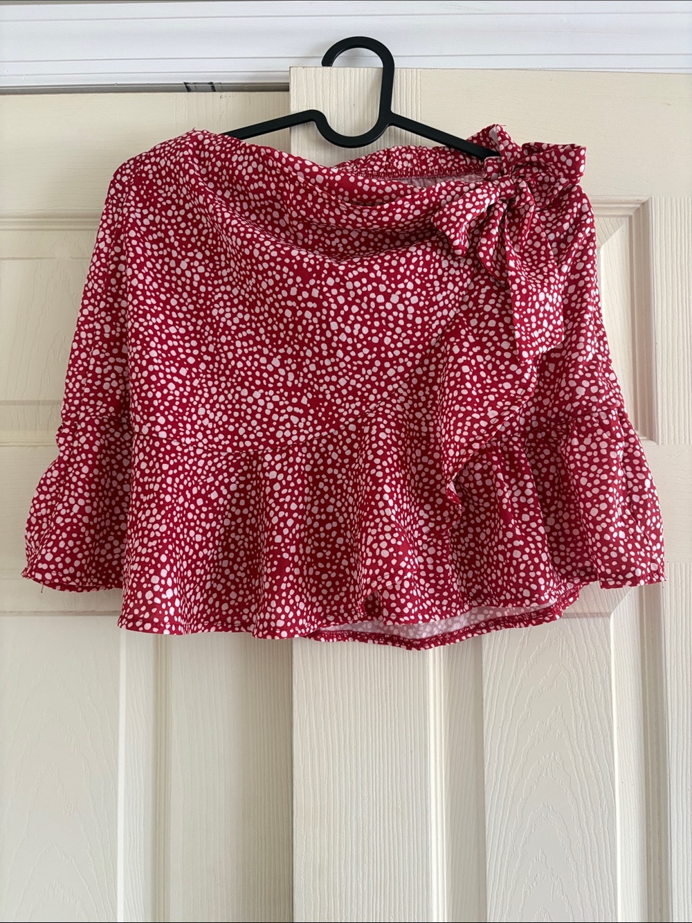 Red White Speckled Tie-Waist Ruffle Skirt